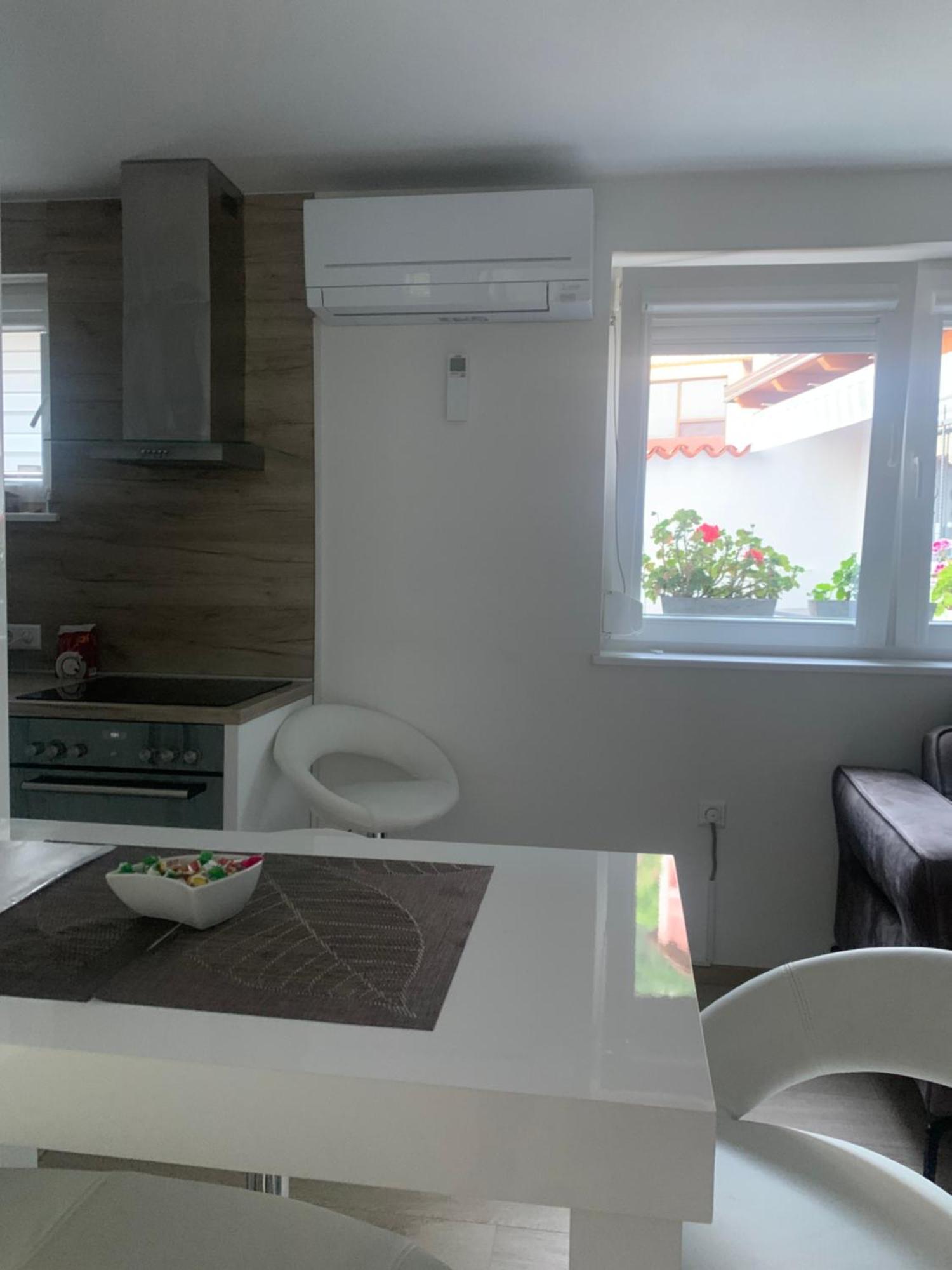 Garden Of Dreams & Free Private Parking Saraievo Exterior foto